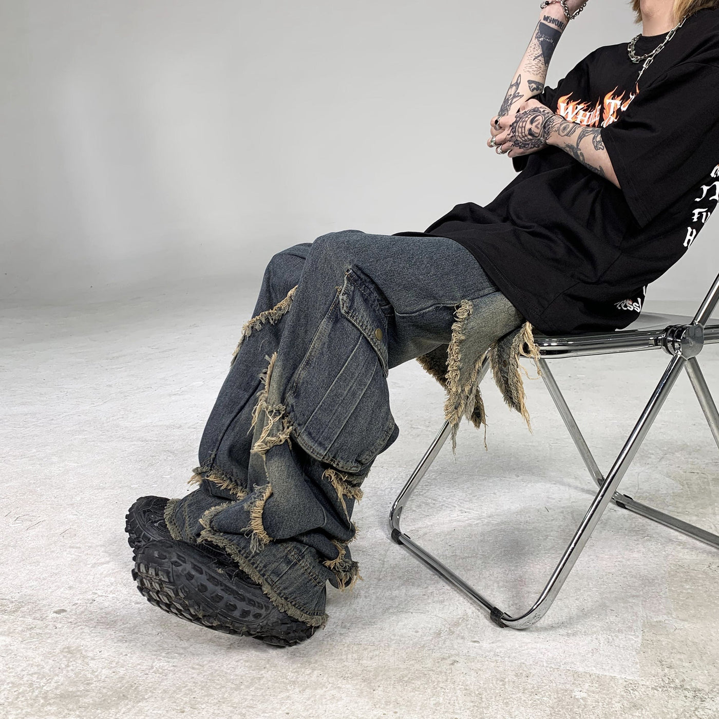 Frayed Borders Jeans