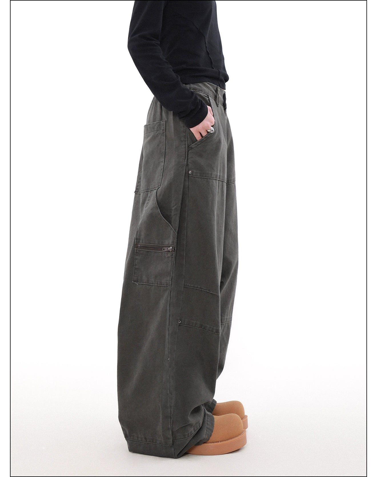 Seam Detail Wide Cut Cargo Pants